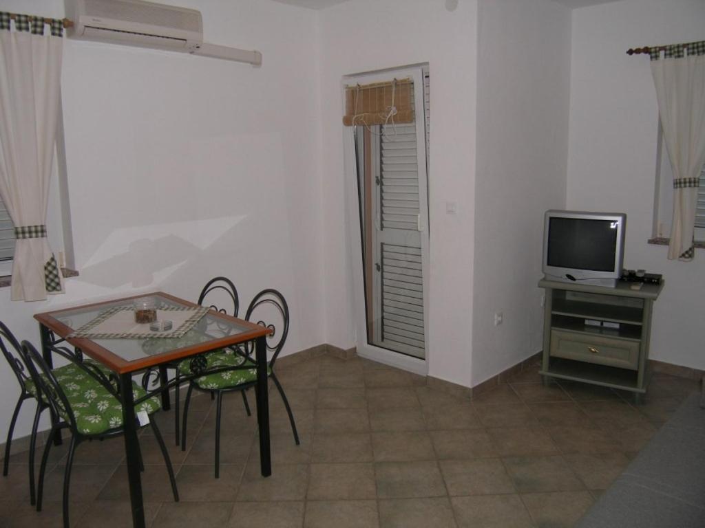 Apartment In Sukosan With Balcony, Air Conditioning, Wifi Esterno foto